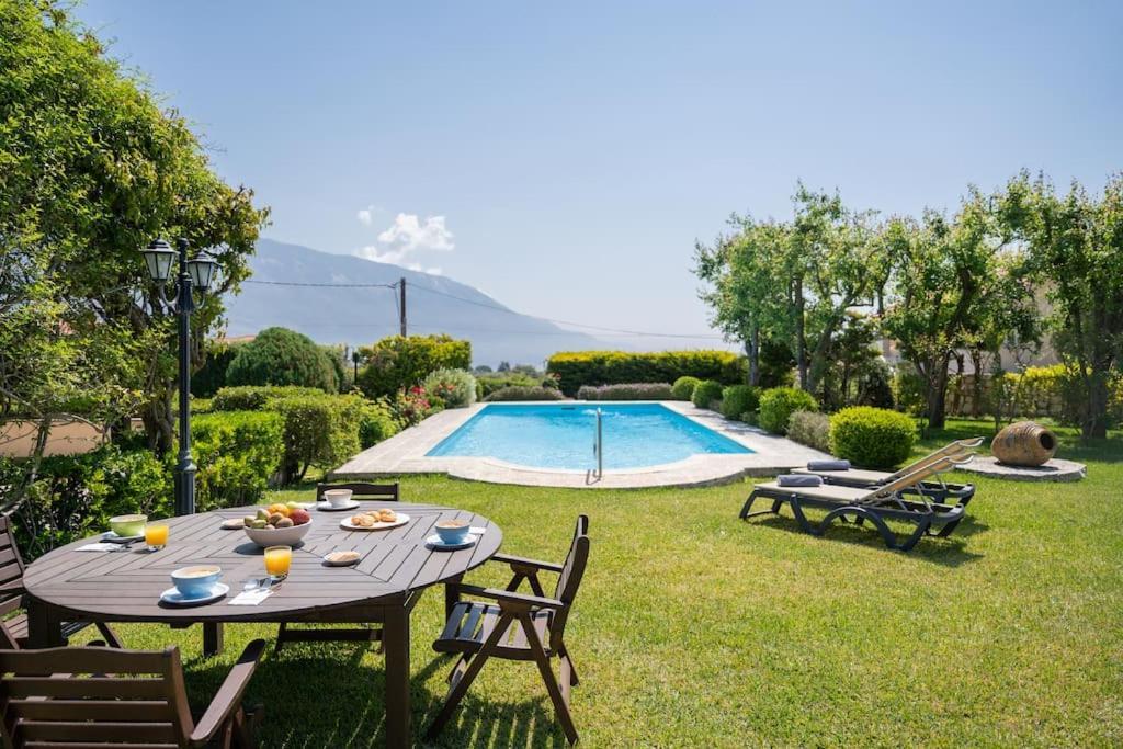 Villa Loukia Szpartiá Kültér fotó